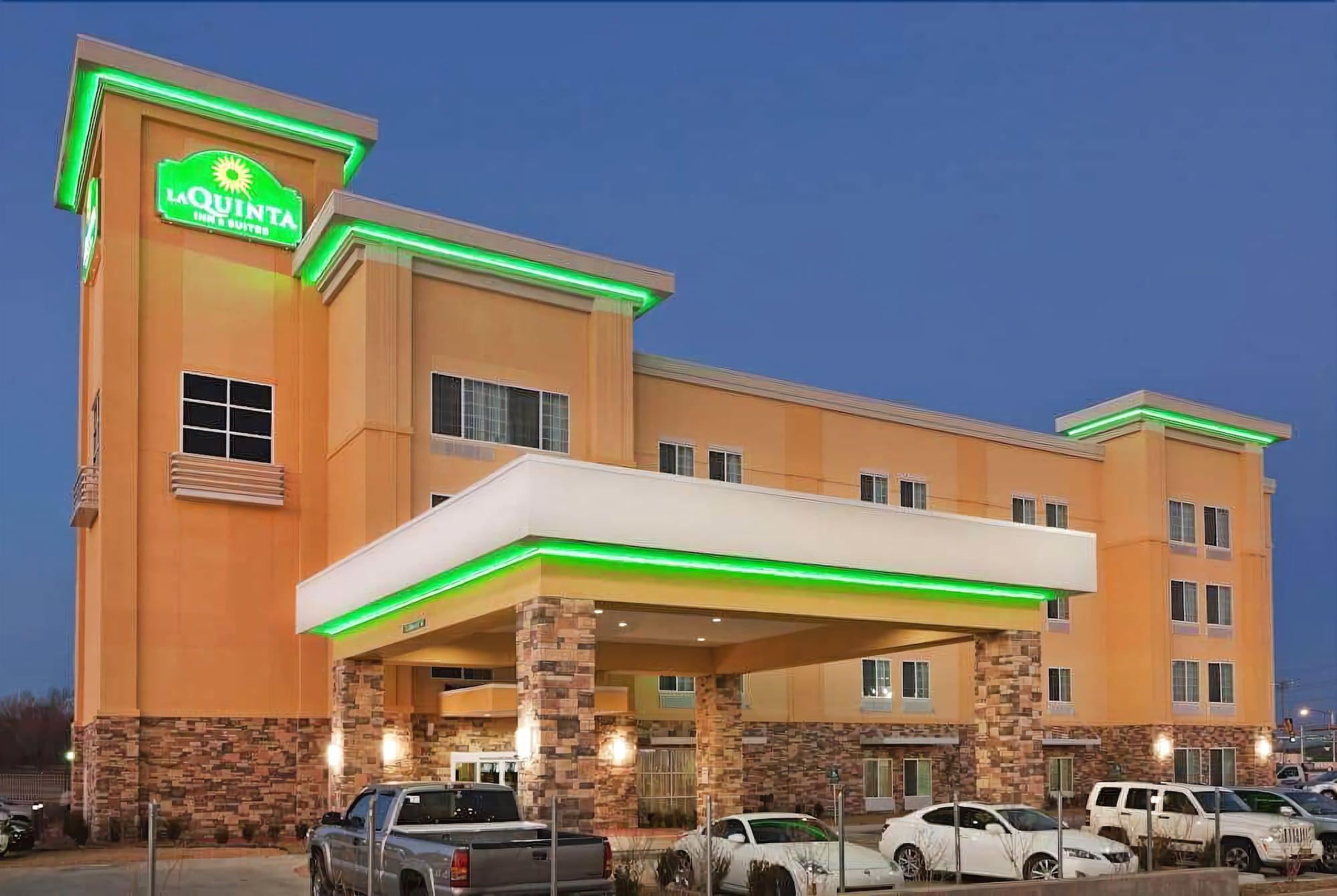 La Quinta By Wyndham Tulsa - Catoosa Hotell Eksteriør bilde