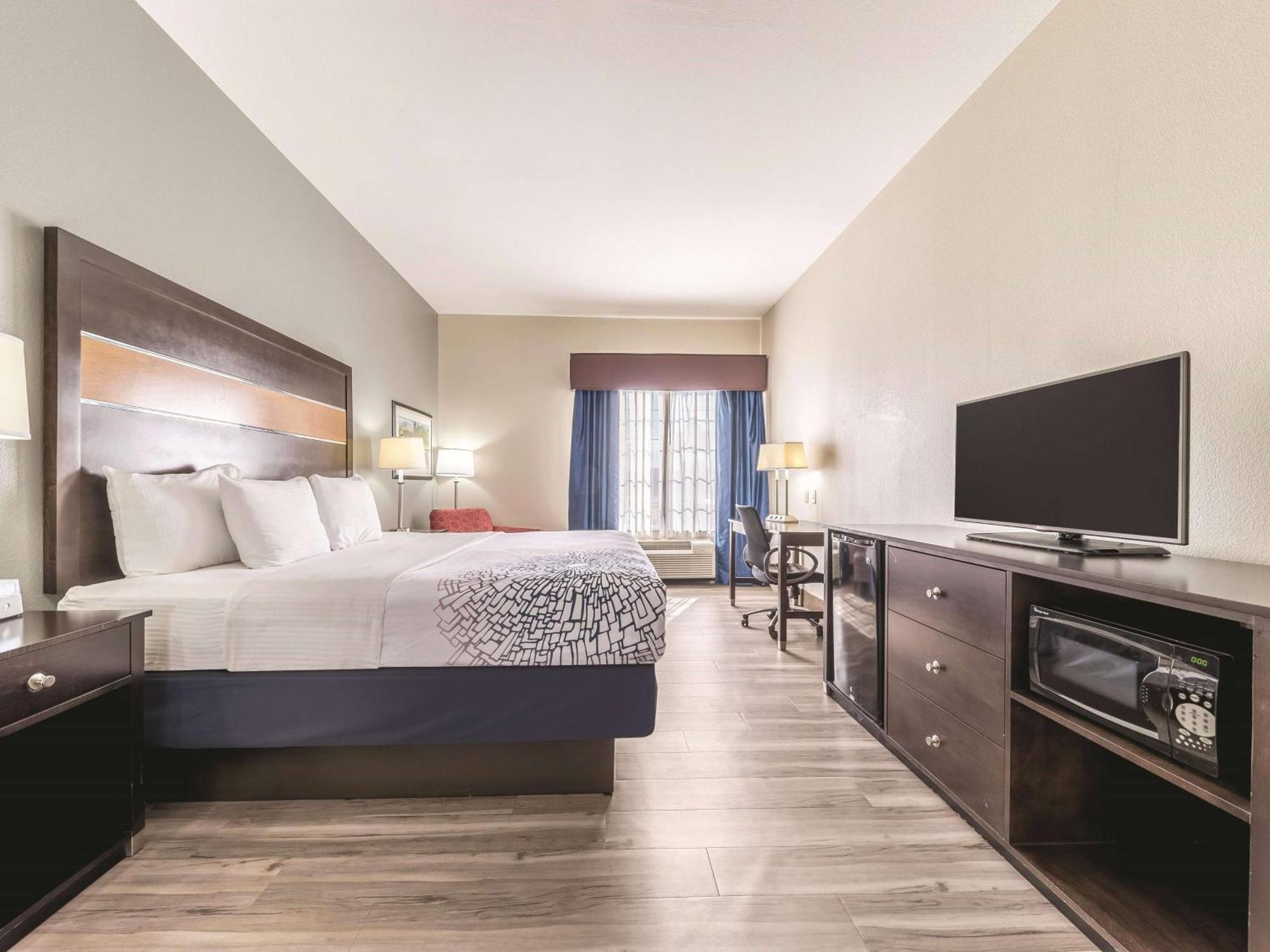 La Quinta By Wyndham Tulsa - Catoosa Hotell Eksteriør bilde